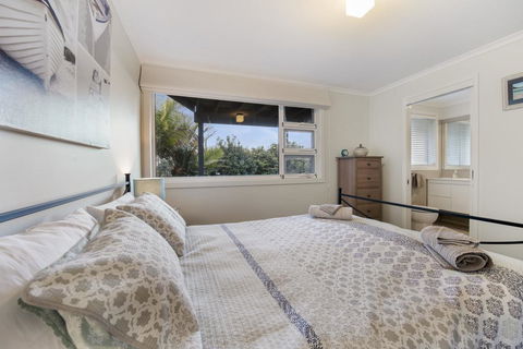 Mitchell Pde 118 Mollymook - Accommodation Whitsundays 2