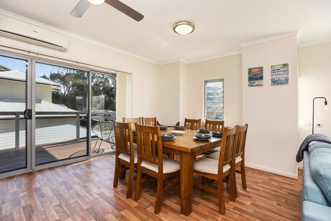 Moana Dreams - Accommodation Whitsundays 1