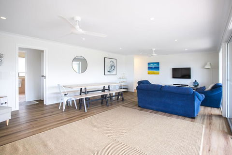 Mollymook Links - Accommodation Whitsundays 1