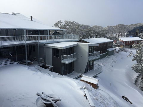 Mountain Dreaming - Accommodation Whitsundays 0