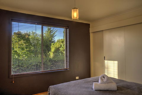 Mountain View - Accommodation Whitsundays 3