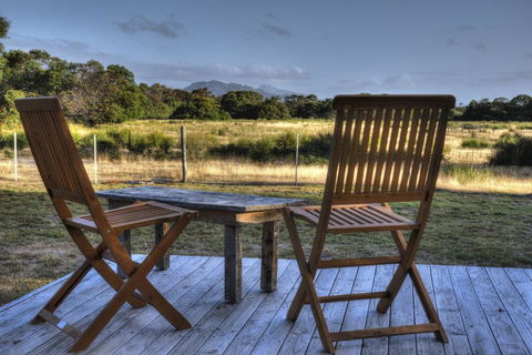 Mountain View - Accommodation Whitsundays 1