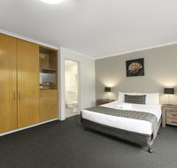 Mt Ommaney Hotel Apartments - Accommodation Whitsundays