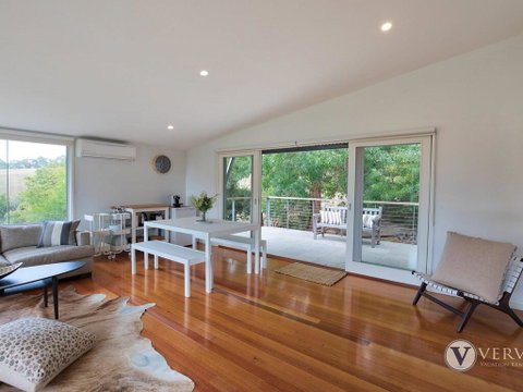 Myers Road Retreat Plus Guest House - Accommodation Whitsundays 3