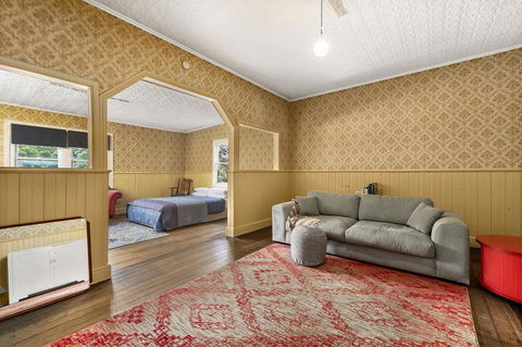 National Park Hotel - Accommodation Whitsundays 3