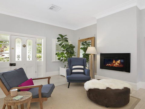 Nattai Lodge - House & Cottage In Beautiful Garden - Accommodation Whitsundays 2