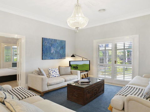 Nattai Lodge - House & Cottage In Beautiful Garden - Accommodation Whitsundays 3