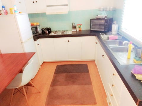 Forrest St Apartments - Accommodation Whitsundays 3