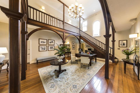 Grand Mercure Basildene Manor - Accommodation Whitsundays 2