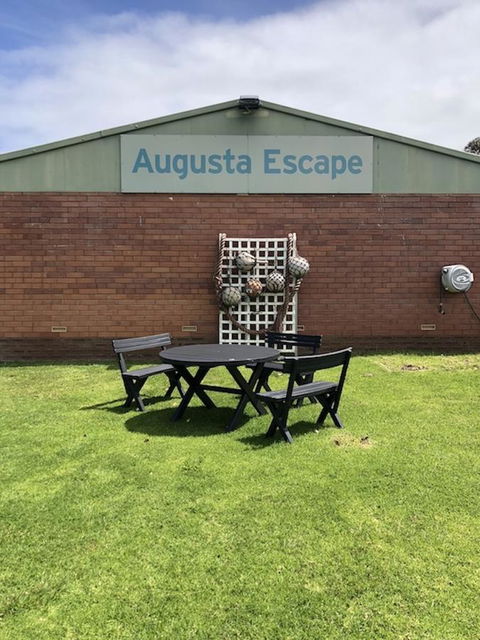 Augusta Escape Holiday Units - Accommodation Whitsundays 29