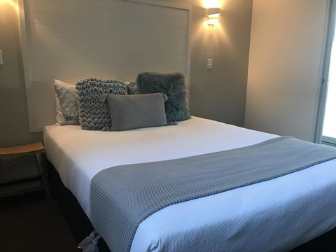 The Urban Beach House - Accommodation Whitsundays 1