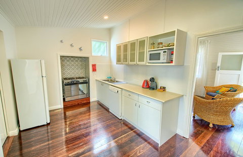 Jeffries Cottage - Accommodation Whitsundays 15