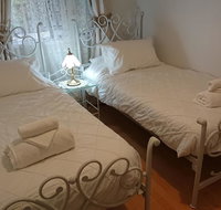 The Cottage on George Street - Accommodation Whitsundays