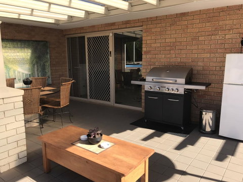 Blue Lake Family Retreat - Accommodation Whitsundays 2