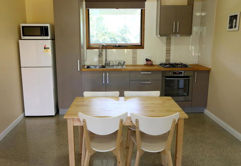 Swan Valley Sisters - Accommodation Whitsundays 7