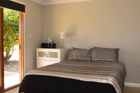 Swan Valley Sisters - Accommodation Whitsundays 25