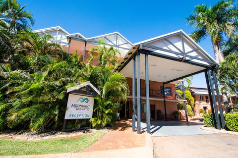 Moonlight Bay Suites - Accommodation Whitsundays 1