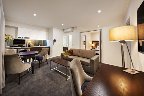 Attika Hotel - Accommodation Whitsundays 7