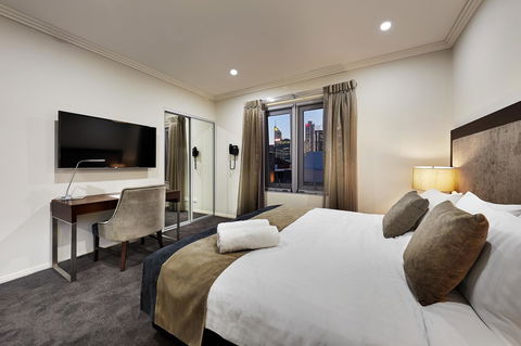 Attika Hotel - Accommodation Whitsundays 18