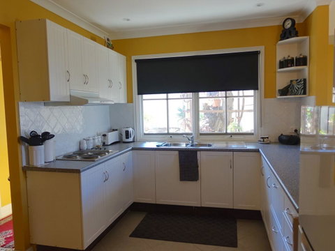 The Blacksmiths Cottage - Accommodation Whitsundays 13