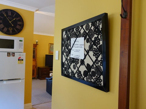 The Blacksmiths Cottage - Accommodation Whitsundays 19