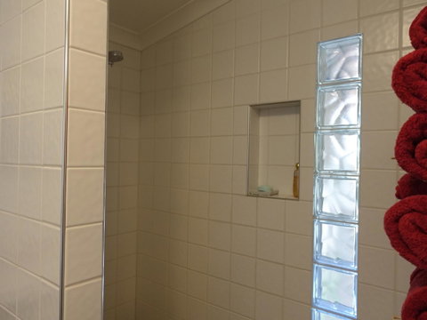 The Blacksmiths Cottage - Accommodation Whitsundays 9