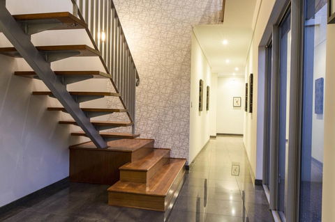 Ambar Villa Between City And Freo - Accommodation Whitsundays 16