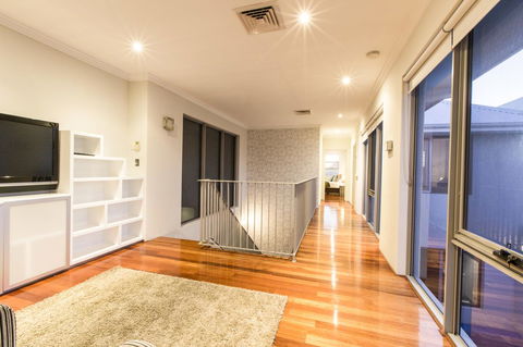 Ambar Villa Between City And Freo - Accommodation Whitsundays 9
