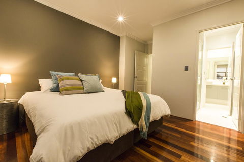 Ambar Villa Between City And Freo - Accommodation Whitsundays 7