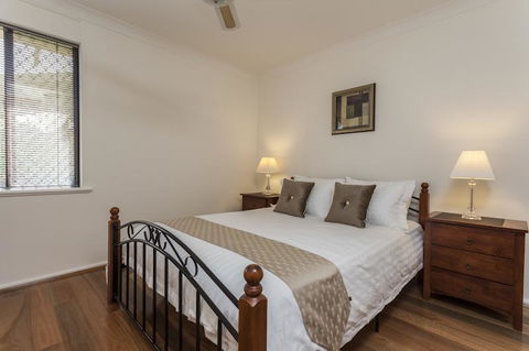 Attadale Excutive Villa - Accommodation Whitsundays 5