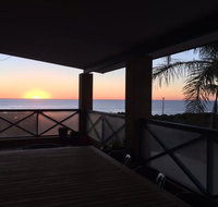 Surf views - Accommodation Whitsundays