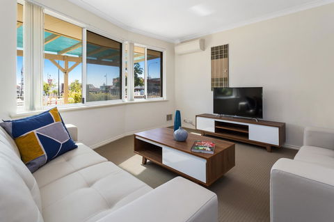 Como South Perth Villa - Accommodation Whitsundays 14