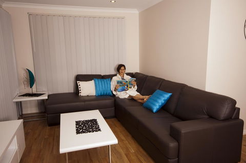 Cape Villas - Accommodation Whitsundays 1