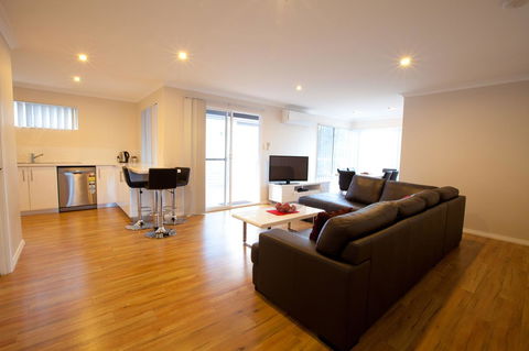Cape Villas - Accommodation Whitsundays 20