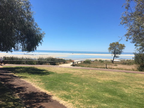 Beach House Dunsborough - Accommodation Whitsundays 21