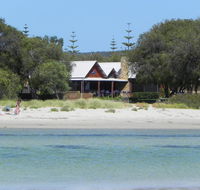 Beach House Dunsborough - Accommodation Whitsundays