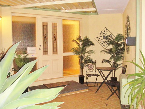 Armadale Cottage Bed & Breakfast - Accommodation Whitsundays 0