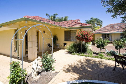 Armadale Cottage Bed & Breakfast - Accommodation Whitsundays 41