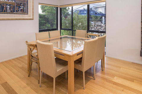 12/26 Yallingup Beach Road - Accommodation Whitsundays 13