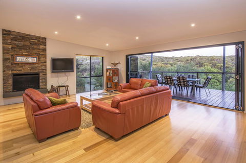 12/26 Yallingup Beach Road - Accommodation Whitsundays 2