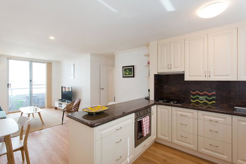 Ocean Breeze Apartment - Accommodation Whitsundays 13