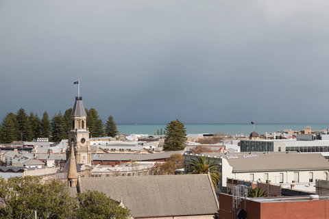 Ocean Breeze Apartment - Accommodation Whitsundays 5