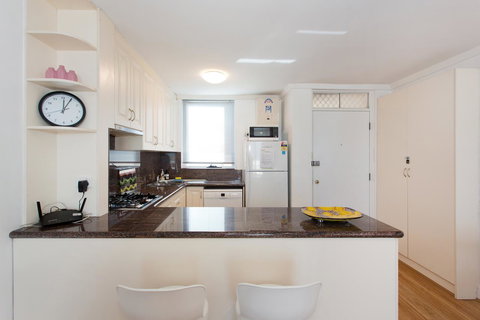 Ocean Breeze Apartment - Accommodation Whitsundays 11