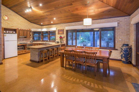 53 Martina Drive - Accommodation Whitsundays 16