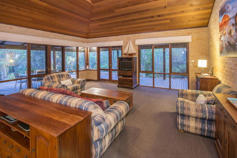 53 Martina Drive - Accommodation Whitsundays 14