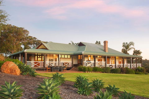 The Farmhouse - Accommodation Whitsundays 2