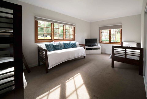 The Farmhouse - Accommodation Whitsundays 10