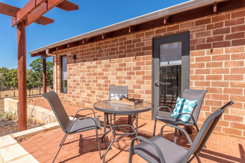 'Bindoon Valley Escape' Cottage - Accommodation Whitsundays 8