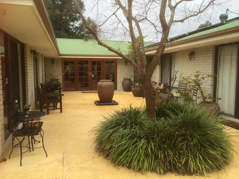 Nivalis Bed And Breakfast - Accommodation Whitsundays 30