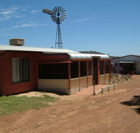 Bindoon's Windmill Farm - Accommodation Whitsundays